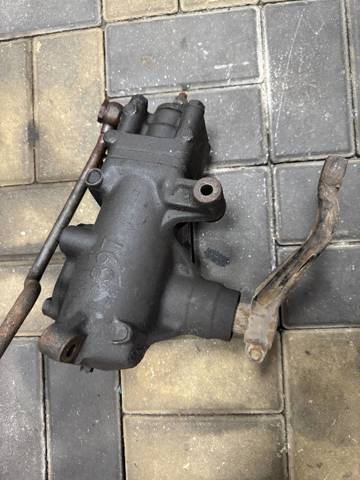 Реечный рулевой механизм 32131095189 BMW
