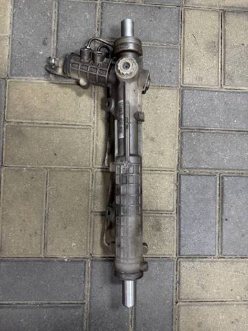 Рейка рулевая 32136757651 BMW