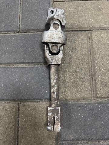 32306762147 BMW Вал рулевой колонки нижний купить в Сумы