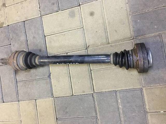 Приводной вал задний 33207572430 BMW