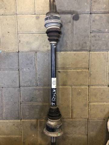 Полуось задняя, левая 33207598037 BMW