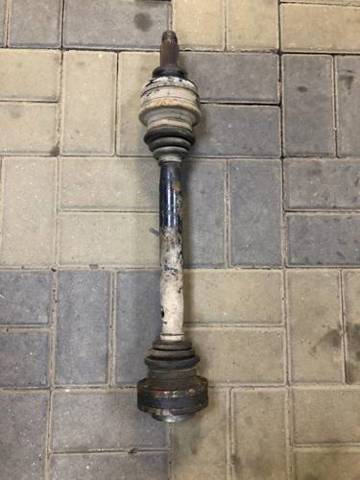 Полуось задняя, левая 33211229749 BMW