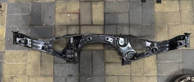 BMW 33306894201 Подрамник задний в наличии Каменское