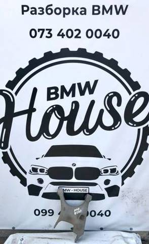 Рычаг задней подвески нижний, левый 33321093723 BMW