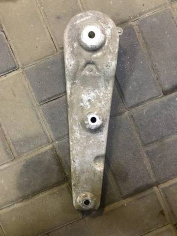 33326782394 BMW Кронштейн задней балки купить в Черкассы
