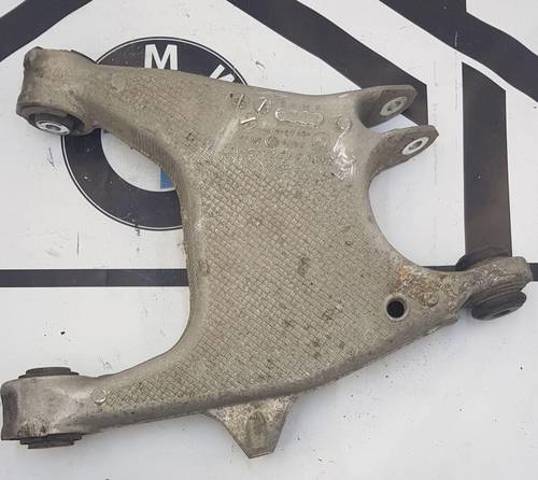 Рычаг задней подвески нижний, левый 33326865897 BMW