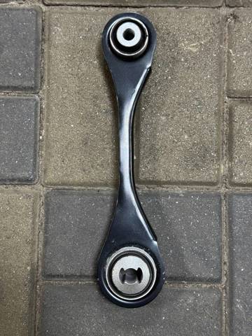 Рычаг подвески задний левый 33326878631 BMW