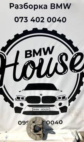 Цапфа поворотная правая 33326879102 BMW