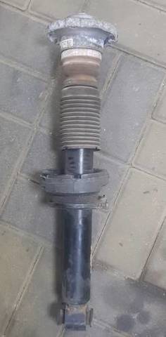 Стойка амортизатора задняя 33526796317 BMW