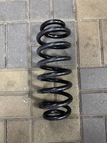 Пружина задняя 33531096301 BMW