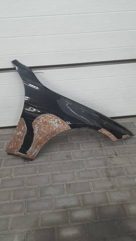 Правое крыло 41007438440 BMW