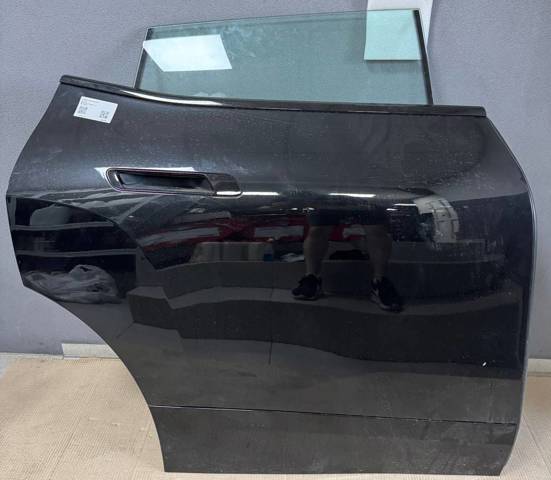 Дверь пассажирская задняя правая 41009880294 BMW