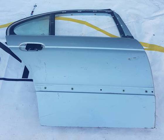 Задняя правая дверь 41528266722 BMW
