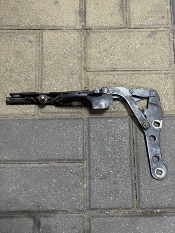 41617028578 BMW Петля капота правая купить в Житомир