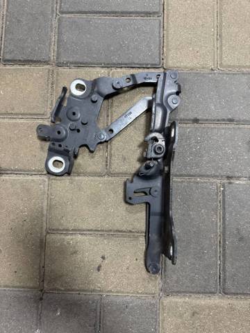 Завес капота, левый 41617286343 BMW