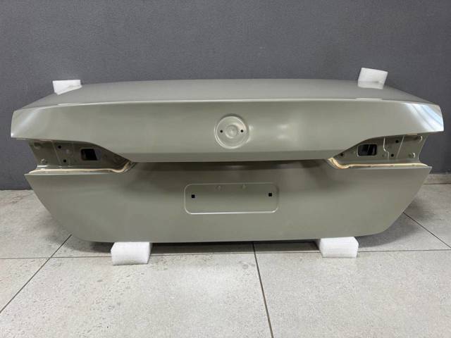 41629626986 BMW Крышка багажника купить в Ирпень