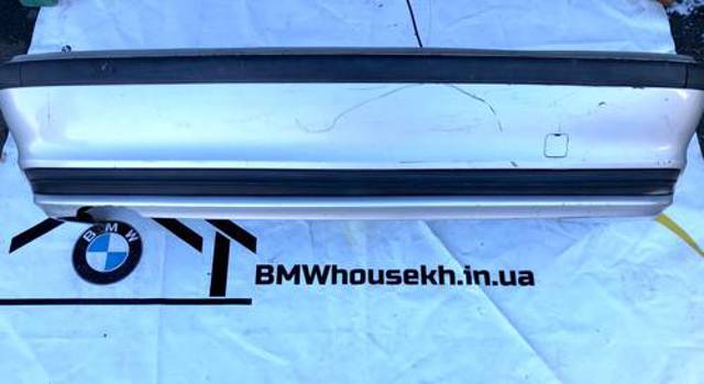 Задний бампер 51120030350 BMW