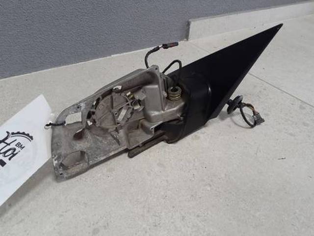 Левое боковое зеркало 51167189535 BMW