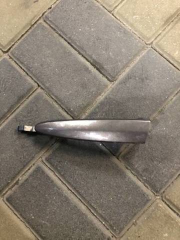 Ручка левой передней двери наружная 51217207561 BMW