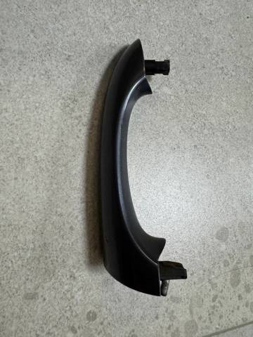 Ручка передней двери наружная, левая 51218257737 BMW