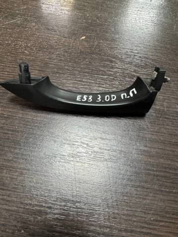 Ручка передней двери наружная, правая 51218257738 BMW