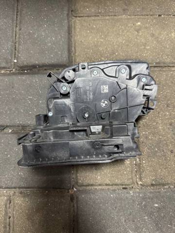 Замок двери задней правой 51229464884 BMW