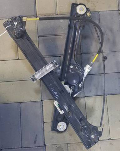 Механизм стеклоподъемника двери передней, правой 51337166380 BMW