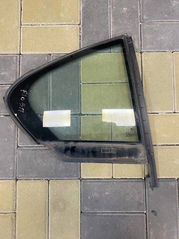 Стекло угловое двери задней 51357311246 BMW