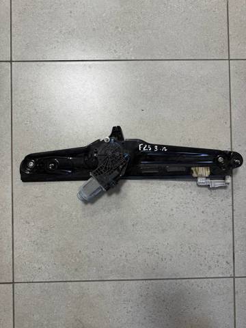 Стеклоподъемник задней правой двери 51357355640 BMW