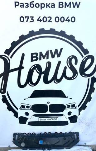 Суппорт радиатора верхний / монтажная панель крепления фар 51647033741 BMW