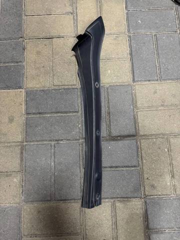 Уплотнитель арки крыла 51767264273 BMW