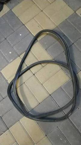 Уплотнитель крышки багажника 51767292307 BMW