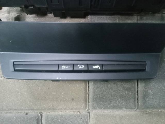 Блок кнопок центральной консоли 61319208217 BMW
