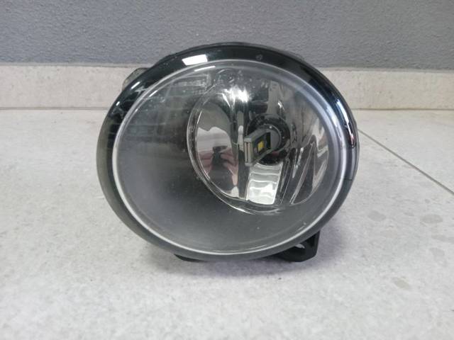 Левая противотуманная фара 63176920885 BMW