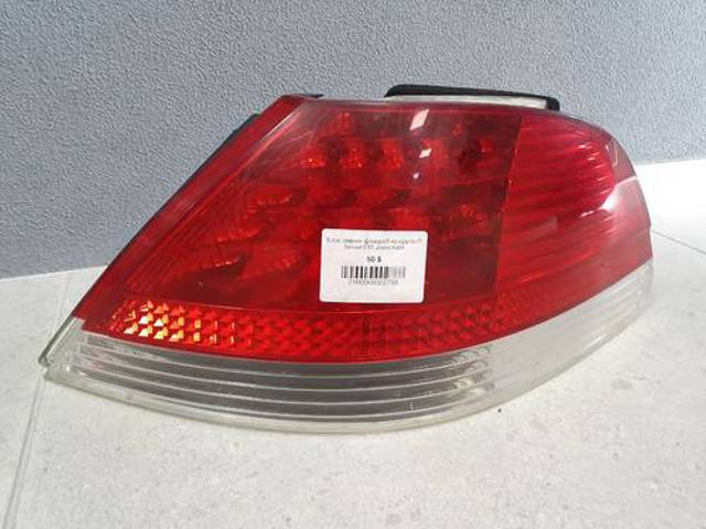 Фонарь задний 63217164733 BMW