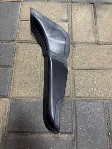 Накладка под задний фонарь, левый 63217382959 BMW