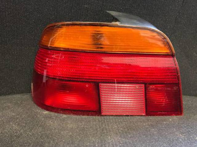 Задняя левая фара 63218363557 BMW