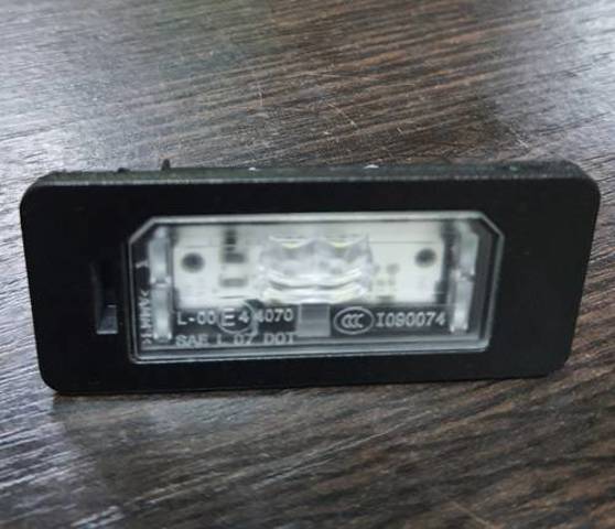 Фонарь освещения номерного знака 63267193293 BMW
