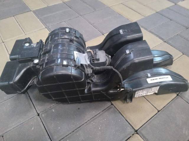 64116977947 BMW Корпус вентилятора печки (отопителя салона), в сборе купить в Чернигов