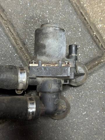 Кран отопителя 64118369805 BMW