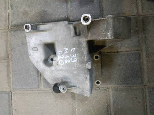 Кронштейн компрессора кондиционера 64551740723 BMW