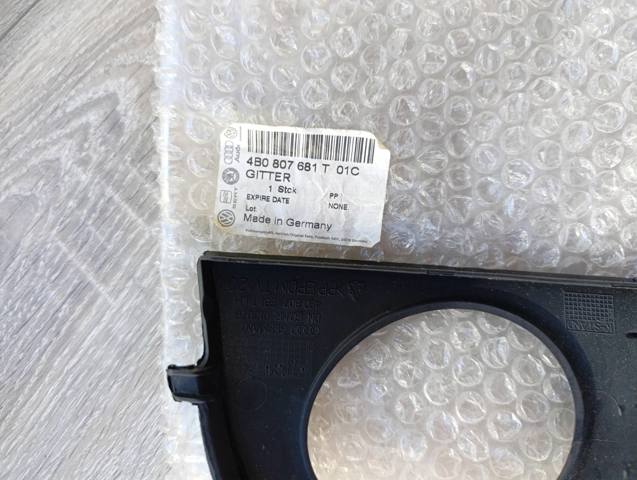 4B0807681T01C VAG Заглушка (решетка) противотуманных фар бампера переднего левая купить в Полтава