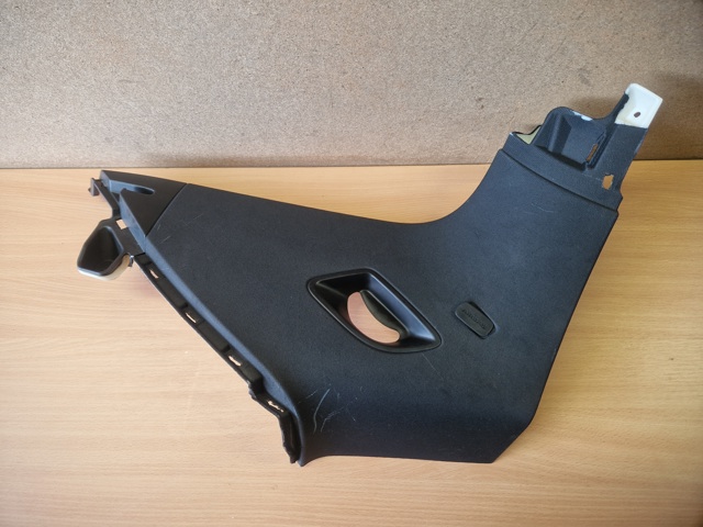 4M0867245B VAG купить в Украина