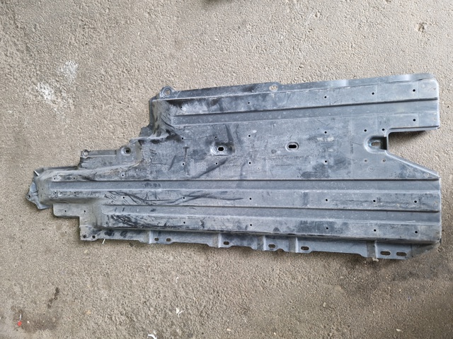 56411SG000 SUBARU Защита днища правая купить в Житомир