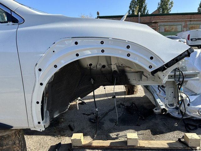 SUBARU 57120AN06A9P Крыло переднее правое в наличии Каменское