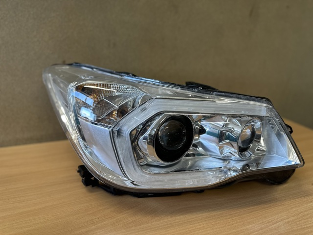 SUBARU 84002SG020 Фара правая в наличии Винница