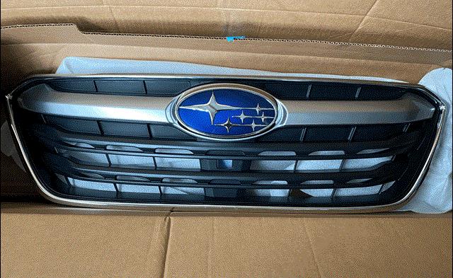 SUBARU 91121AN06A Решетка радиатора в наличии Павлоград