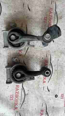 Подушка КПП 113604RA0A NISSAN