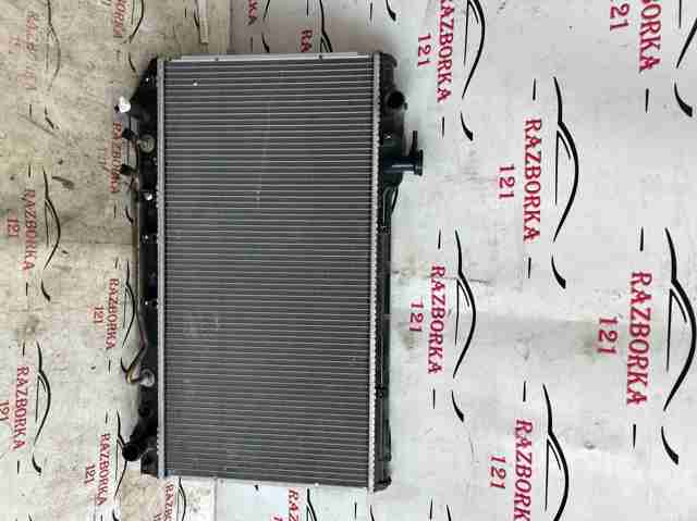 Радиатор охлаждения двигателя 164007A123 TOYOTA