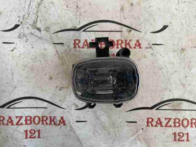 Туманка правая 2615000Q0B NISSAN